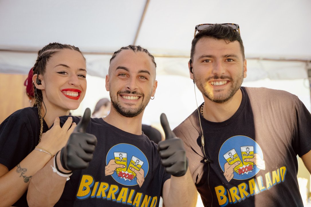 2742d5d4 73d9 43b3 b5f1 caac554e13c7 1 105 c